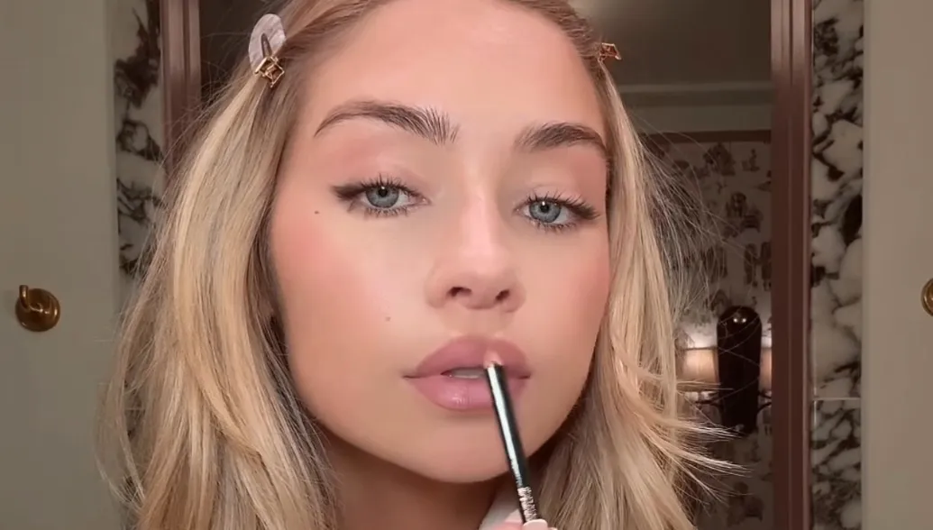Links to fits, beauty, home etc.